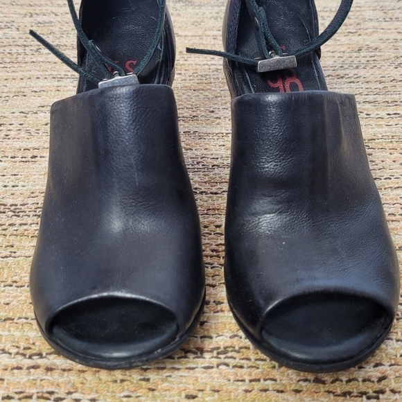 A.S. 98 Strappy Leather Heeled Mule - Picture 11 of 11